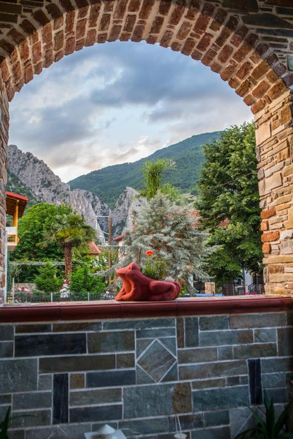 Ξενώνας Μαίανδρος Aridaía エクステリア 写真